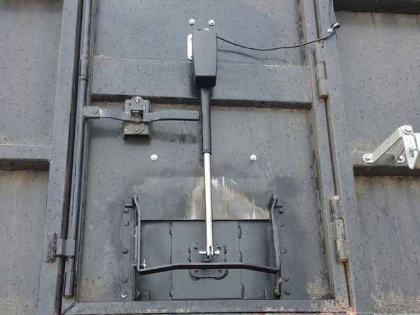 Electric Gate and Hoist