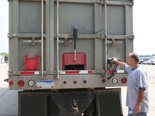 Electric Gate and Hoist